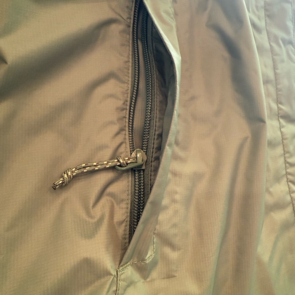 L.L. Bean Trail Model Rain Jacket - Picture 3 of 9